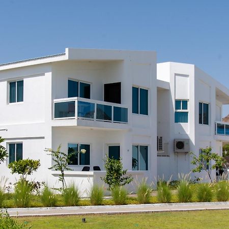 Holiday Beach Resort 디바 외부 사진