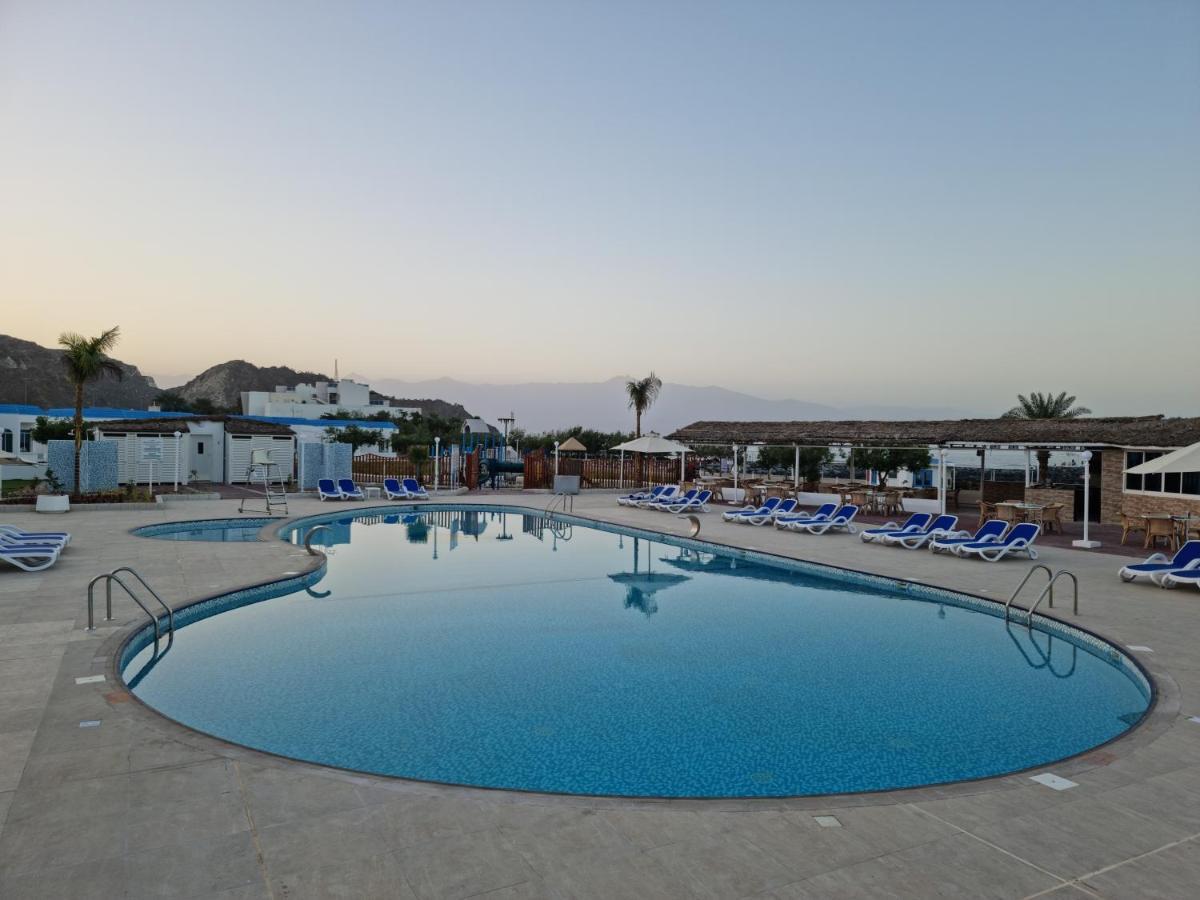 Holiday Beach Resort 디바 외부 사진