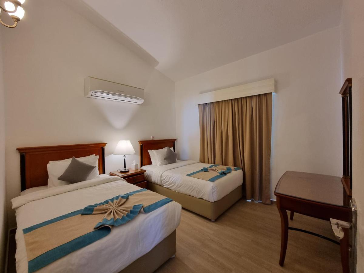 Holiday Beach Resort 디바 외부 사진