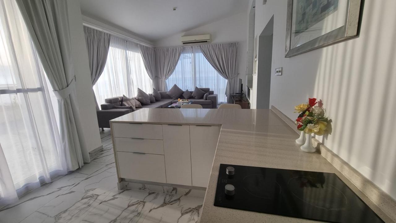 Holiday Beach Resort 디바 외부 사진